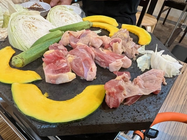 地鶏食堂 八代店